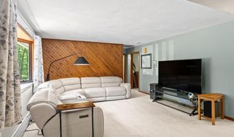 515 Williams Crossing Rd, Coventry, RI 02816