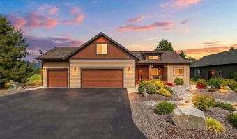 150 Links Dr, Blanchard, ID 83804