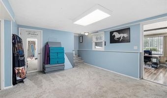 12 Hidden Valley Ln, Lincoln, RI 02865