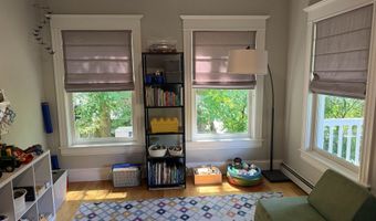 54 Muirfield Rd, Burlington, VT 05408