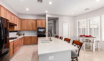 3135 W KURALT Ct, Anthem, AZ 85086