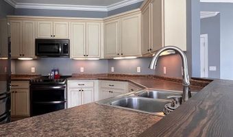 302 Brookside Dr, Algood, TN 38506