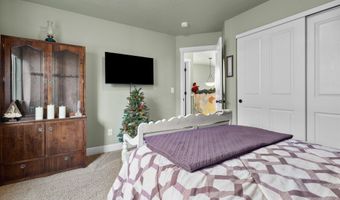 21281 Bellflower Pl, Bend, OR 97702