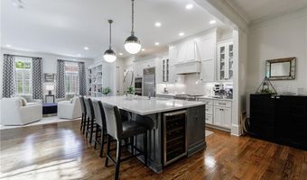 9018 Riverbend Mnr, Alpharetta, GA 30022