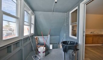 7154 S Honore St, Chicago, IL 60636