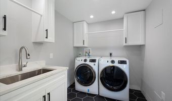 4122 FERRY LANDING Rd, Alexandria, VA 22309