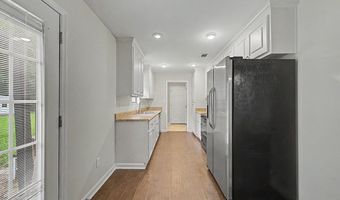 107 Clinton Ln, Albany, GA 31701