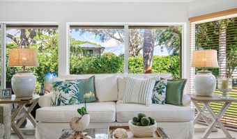 481 Forestview Dr, Atlantis, FL 33462