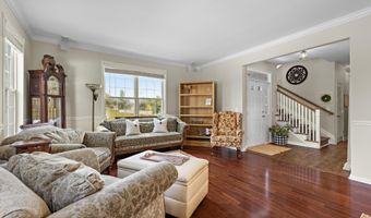 28 Hannah Lee Rd, Barnegat, NJ 08005