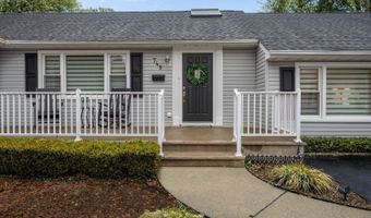 749 Park Ave, Belford, NJ 07718