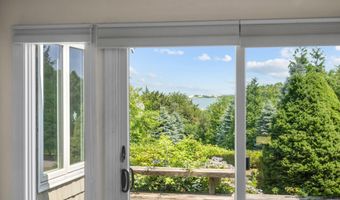 93 Harris Meadow Ln, Barnstable, MA 02630