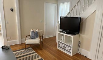 49 Connection St, Newport, RI 02840