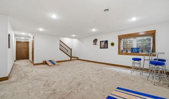 1515 Geneva Rd NE, Alexandria, MN 56308