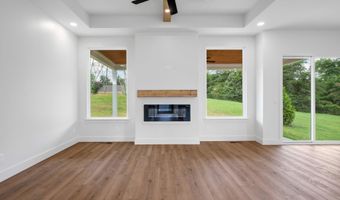 3354 Hawks Creek Dr, Apison, TN 37302
