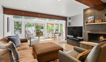 100 N 8th St 19, Aspen, CO 81611