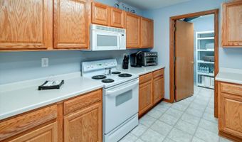 5205 Aspen Way, Madison, WI 53718