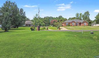 10 Blossom Ln, Athens, AL 35613