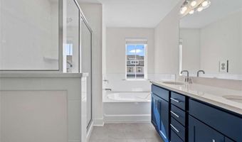 61 Auburn Woods Dr, Auburn, GA 30011