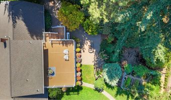 7225 SW JUNIPER Ter, Beaverton, OR 97008