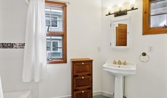 7463 Ocean Dr, Avalon, NJ 08202