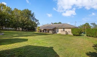 44 Clapboard Ridge Rd, Danbury, CT 06811