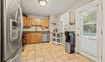 22 Quail Run, Bloomfield, CT 06002