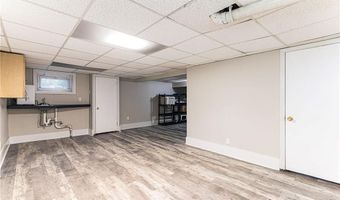 97 Williams Ave, East Providence, RI 02914