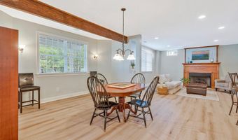 43485 FOXGROVE Ct, Ashburn, VA 20147