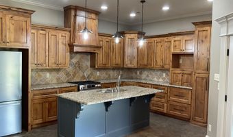 175 Vernon Harvey Rd, Beebe, AR 72143