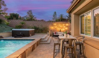 5401 Reef Cir, Carlsbad, CA 92008