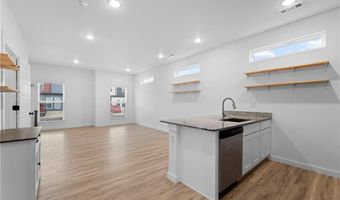 930 Ventnor Ave, Bentonville, AR 72713