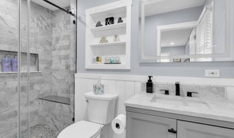 633 Spray Ave, Beachwood, NJ 08722