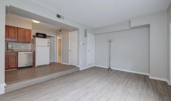98- A N BEDFORD St #A, Arlington, VA 22201