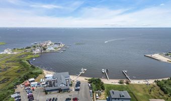 614 Bay Blvd, Bayville, NJ 08721