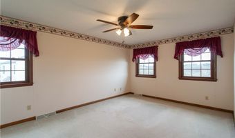 128 Moffett Run Rd, Aliquippa, PA 15001