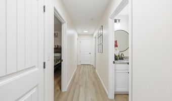 160 Leadwood St, Andrews, SC 29510