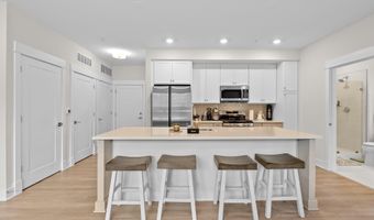 43795 TRANSIT Sq 107, Ashburn, VA 20147