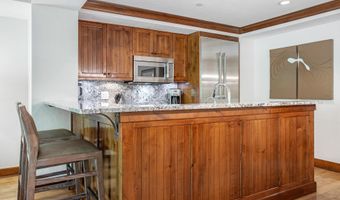 100 Bachelor Ridge Rd 3305, Avon, CO 81620