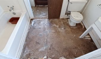 2676 Kalanikahua Rd, Haiku, HI 96708