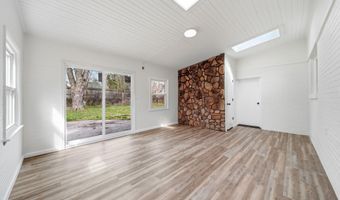418 S Scott St, Adrian, MI 49221