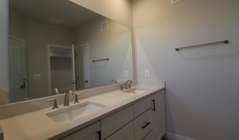 22383 ROANOKE RISE Ter, Ashburn, VA 20148