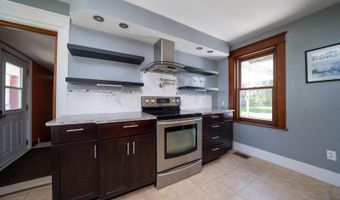 136 Lancaster Ave, Bangor, ME 04401