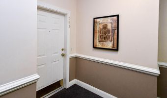 15616 EVERGLADE Ln 201, Bowie, MD 20716