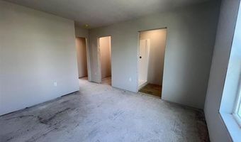 2811 Crinkle Root Dr, Fitchburg, WI 53711