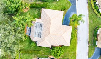 481 Forestview Dr, Atlantis, FL 33462