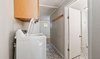 11 Outlet Rd, Augusta, ME 04330