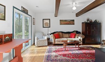 5512 DUNSMORE Rd, Alexandria, VA 22315