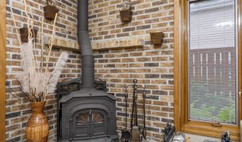 1145 S Chestnut Ave, Arlington Heights, IL 60005
