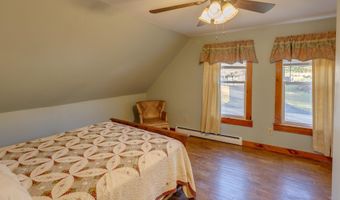 59 Parker Rd, Carroll, NH 03598