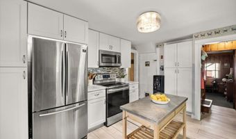 446 Plymouth St, Abington, MA 02351